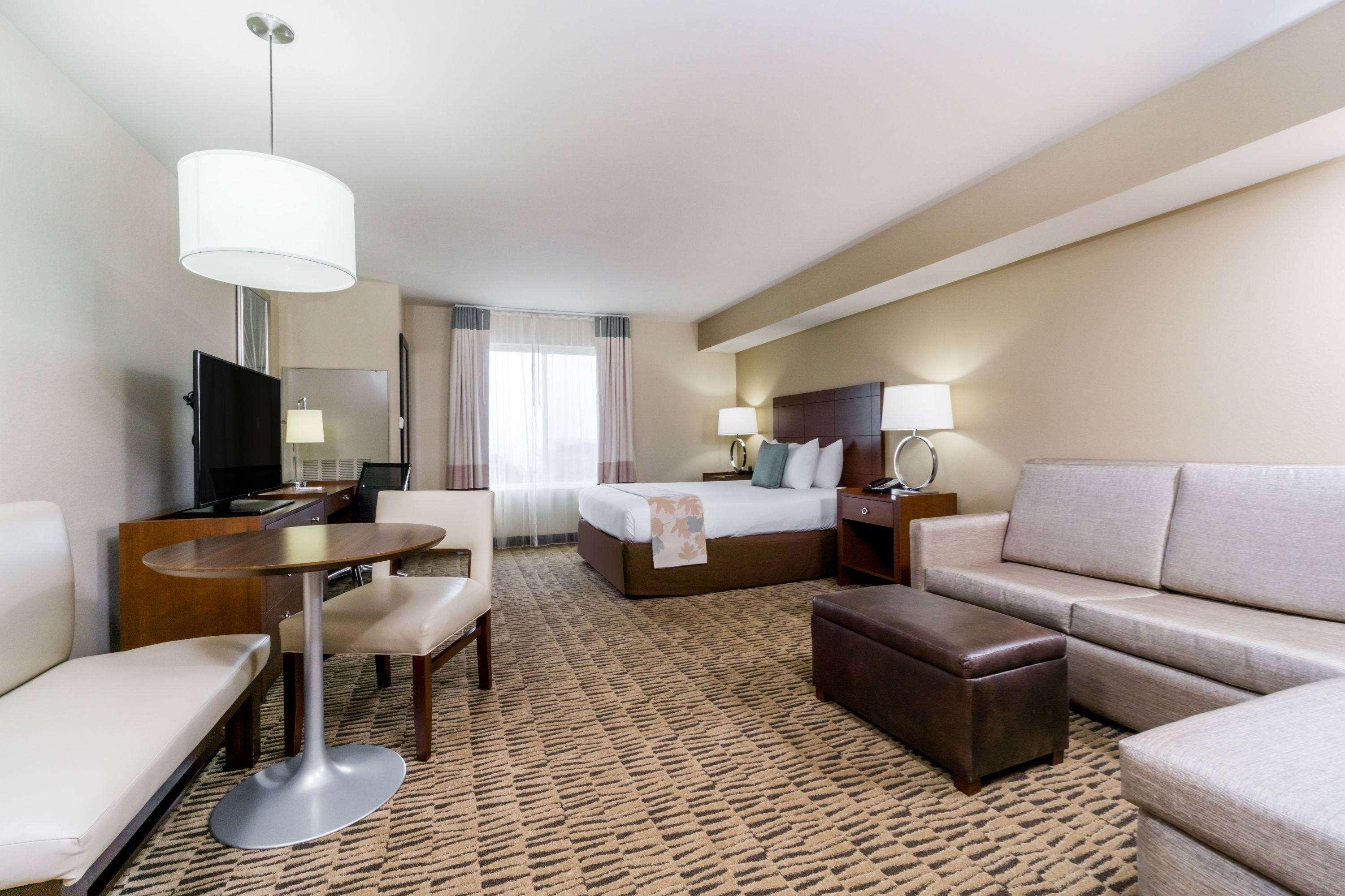 Hawthorn Suites By Wyndham Wheeling At The Highlands Triadelphia Dış mekan fotoğraf
