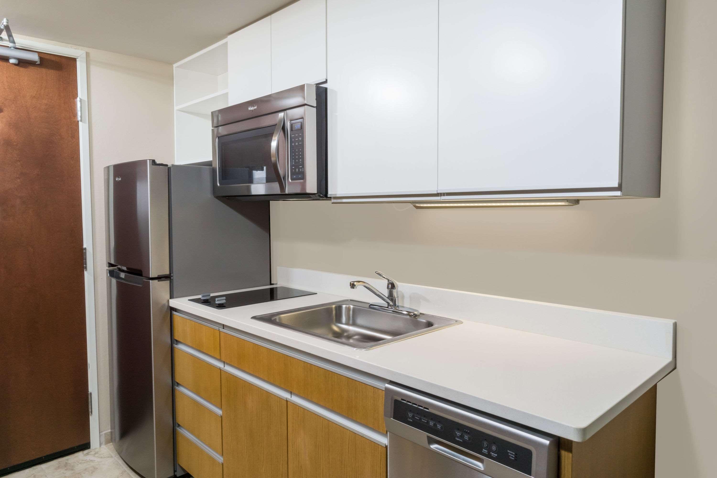 Hawthorn Suites By Wyndham Wheeling At The Highlands Triadelphia Dış mekan fotoğraf