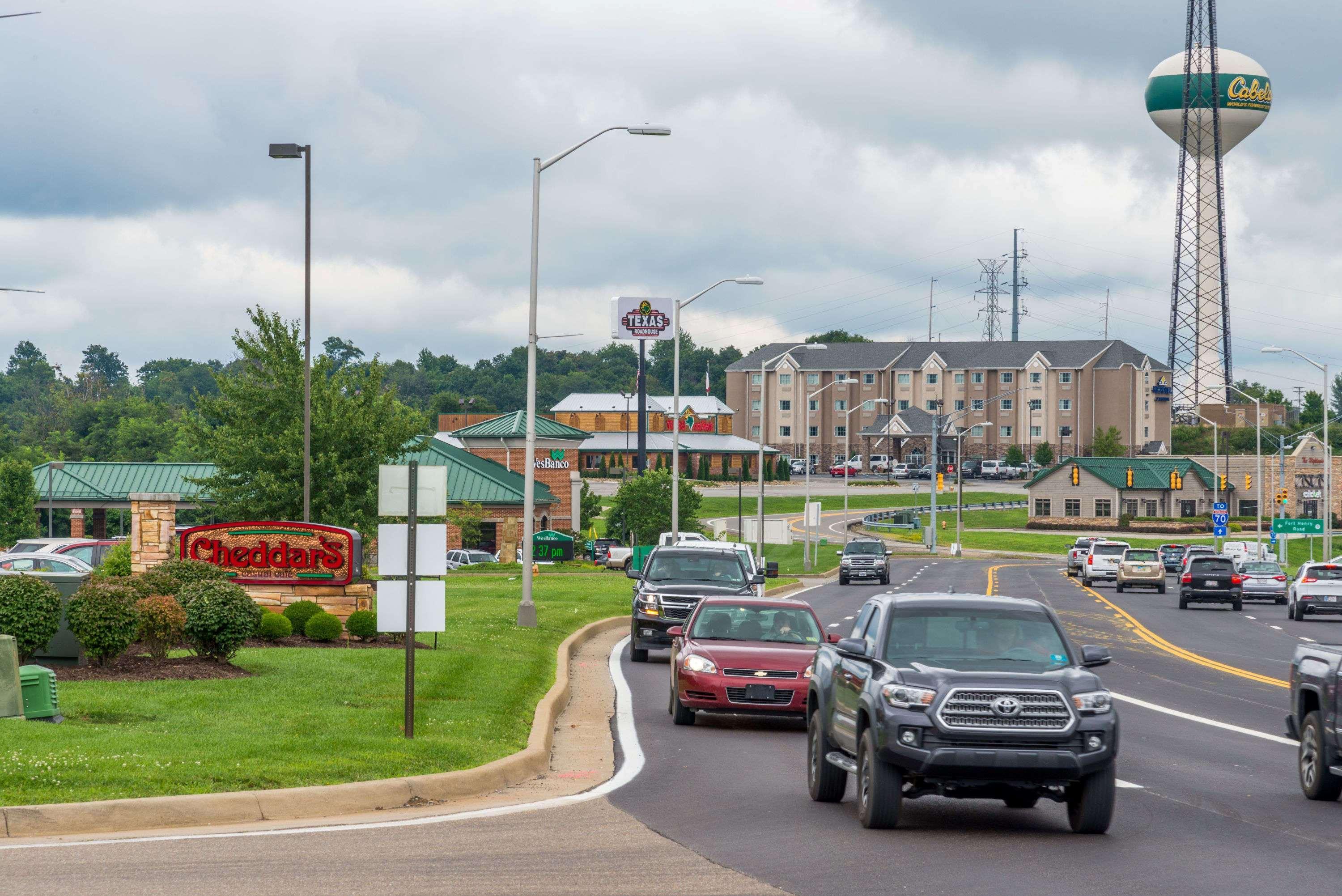 Hawthorn Suites By Wyndham Wheeling At The Highlands Triadelphia Dış mekan fotoğraf