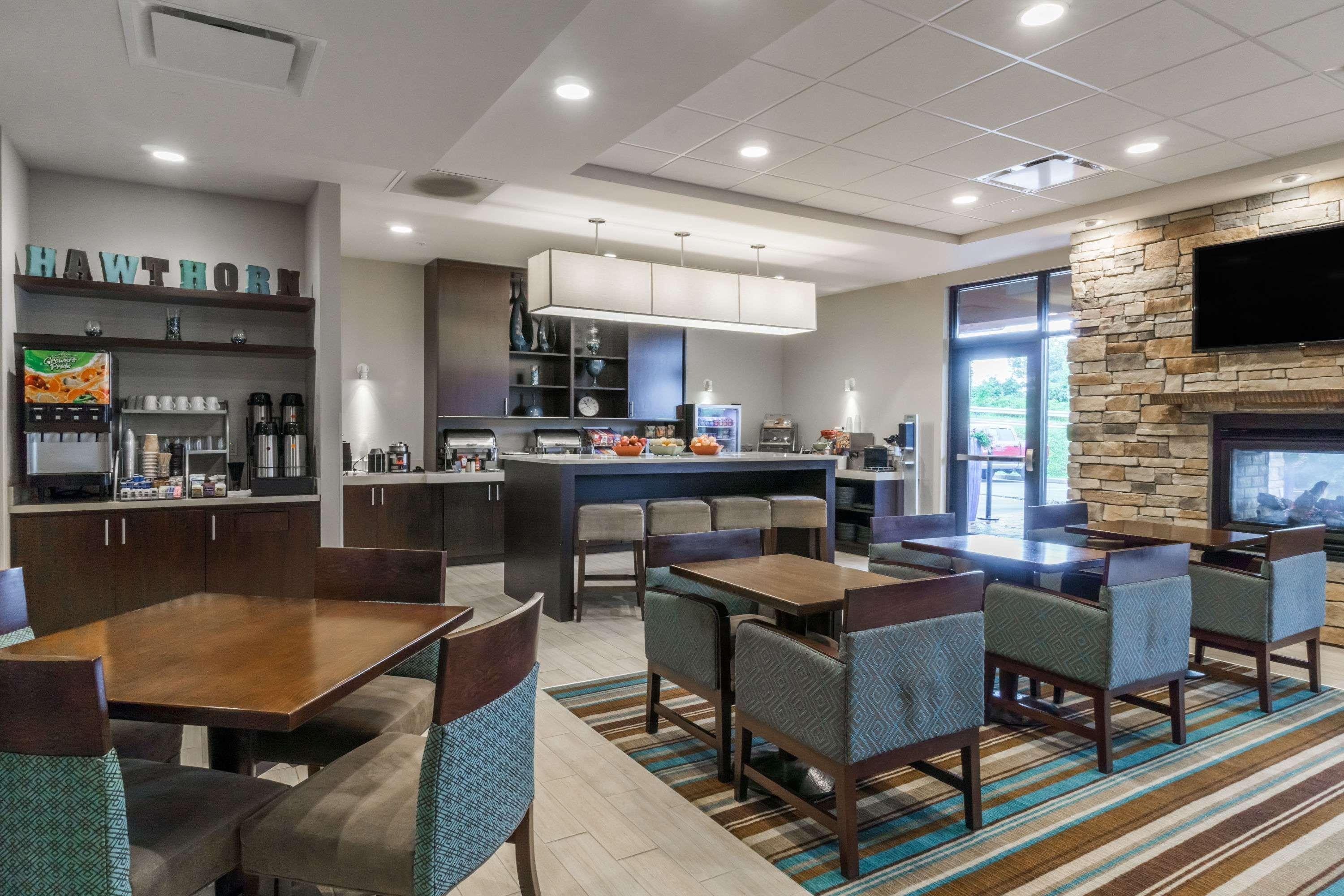 Hawthorn Suites By Wyndham Wheeling At The Highlands Triadelphia Dış mekan fotoğraf