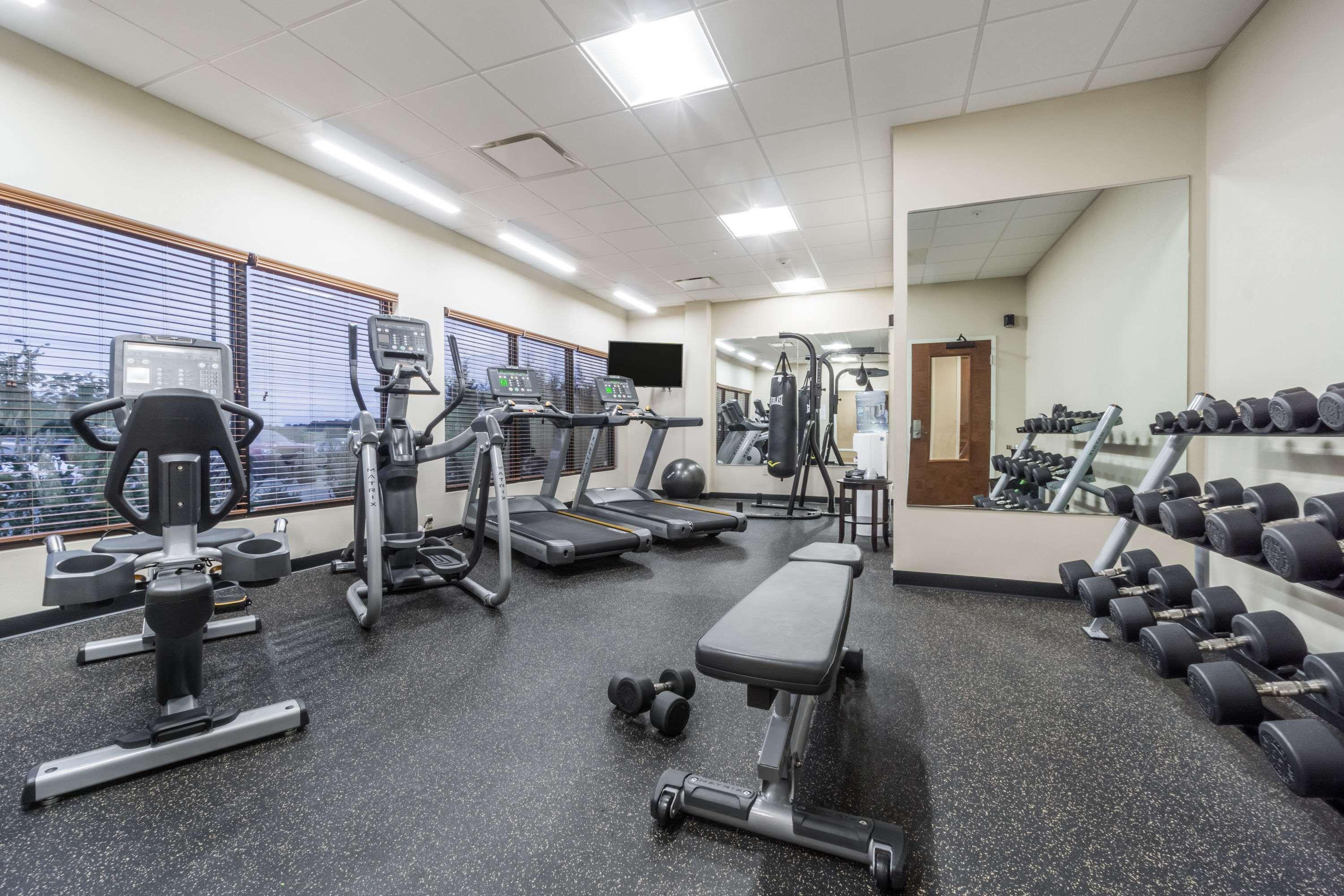 Hawthorn Suites By Wyndham Wheeling At The Highlands Triadelphia Dış mekan fotoğraf